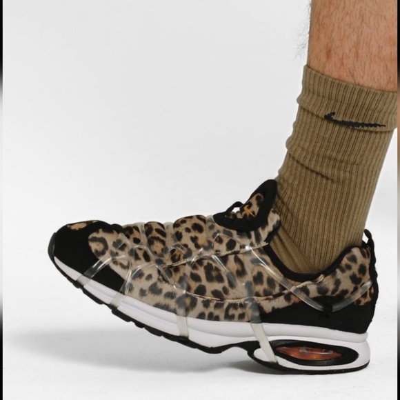 *NEW* Nike Air Kukini Men's 8.5 Black/Multi-Color/White/Kumquat - Picture 12 of 14